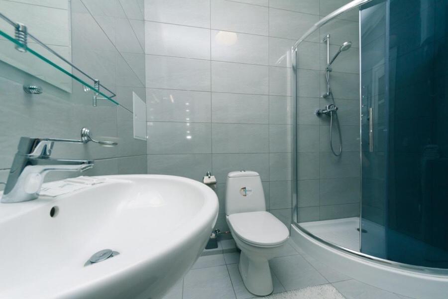 Apartamento Драгоманова 38А 2Й Поверх Kiev Exterior foto